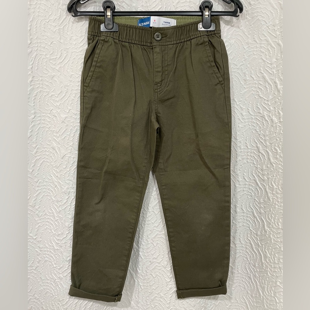 NWOT boys Old Navy tapered pant size 6-7